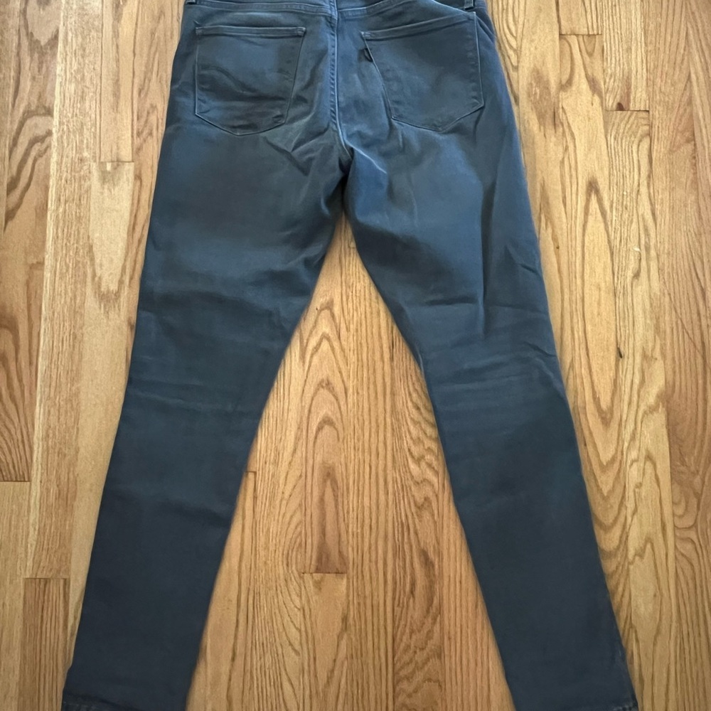 Levi's Women's Gray Ankle Jeans-311